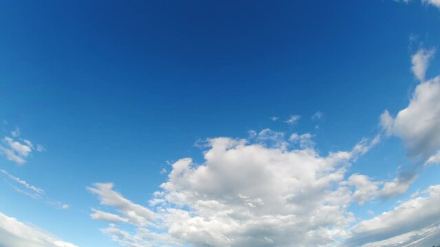 timelapse nuvole e mare 4K