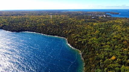 Beautiful northern view al a lake shore and forest