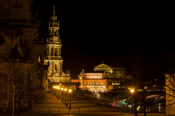 Fototapeta na wymiar Dresden Sächsische Schweiz Frauenkirche Elbe Deutschland Zwinger