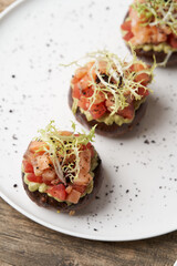 Salmon tartare with guacamole sauce