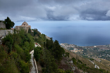 Fototapeta na wymiar panorama from the village of Erice in Sicily