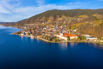 Fototapeta premium Aerial view, Tegernsee, place Tegernsee and monastery Tegernsee, Upper Bavaria, Bavaria, Germany,