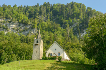 Fototapeta na wymiar The church of Saint Niklausen on Switzerland