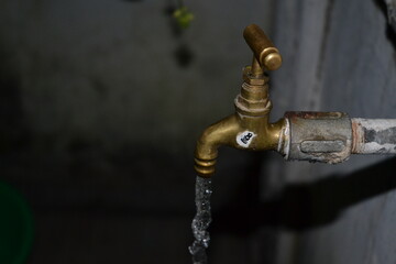 faucet with water