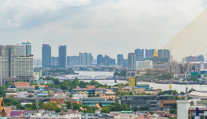 Fototapeta na wymiar Aerial view of Bangkok Saw many buildings and buildings