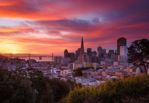 Sunrise over San Francisco skyline