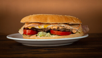 GIANTBURGER