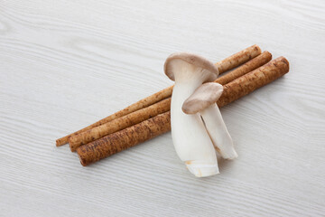 ゴボウとエリンギ