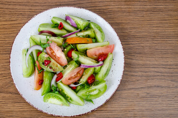 Spicy appetizer of canned pickled red and green tomatoes