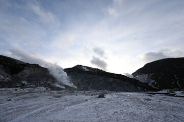 北海道　阿寒国立公園　冬の硫黄山