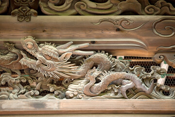 龍の彫刻