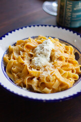 Creamy tomato and cheese pasta