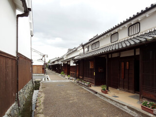重要伝統的建造物群保存地区今井町の家並み