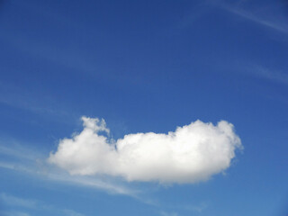 Obraz premium 青空と白い雲