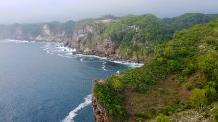 Naklejka premium Aerial view of beach cliffs in Gunungkidul Yogyakarta