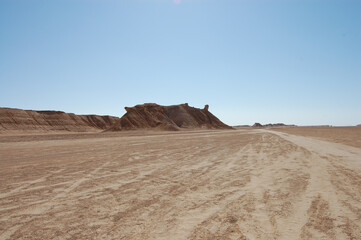 Fototapeta na wymiar sand dunes in the sahara desert in africa