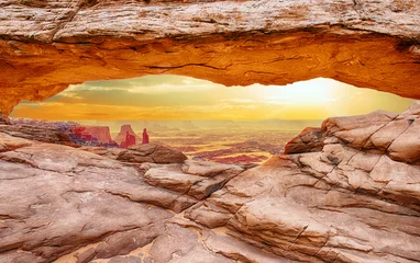 Naadloos Fotobehang Airtex Levendige zonsopgang door Mesa Arch in Canyon Lands © Fyle