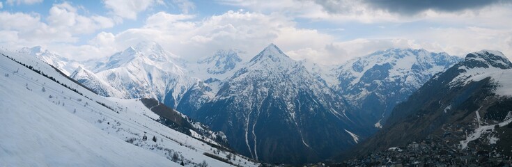 Fototapeta na wymiar Les deux alpes resort in winter, mountains in French alps, Rhone Alpes in France