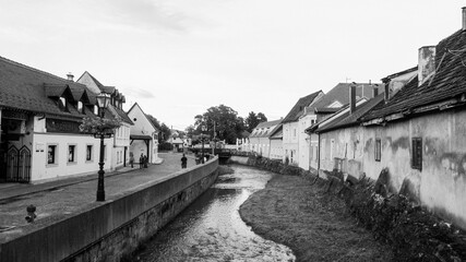 Fototapeta na wymiar Promenade by the river Gradna in Samobor, Croatia