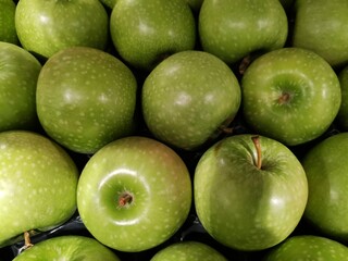 green apples on a market