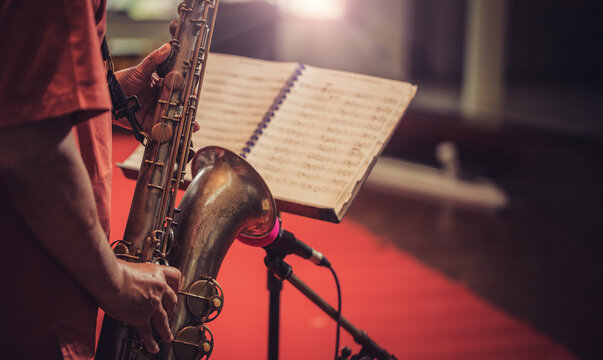 jazz musician playing the saxophone