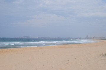 Fototapeta na wymiar The ocean and the beach near the Wollongong 