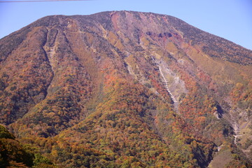 秋の男体山　日光