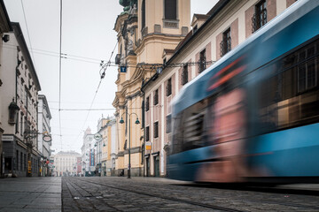 Straßenbahn in der Stadt, Bewegungsunschärfe