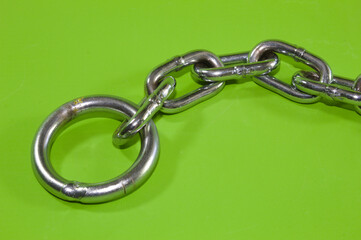 Obraz premium Corrente com fundo verde para chroma key