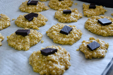 homemade oatmeal cookies with chocolate, healthy food