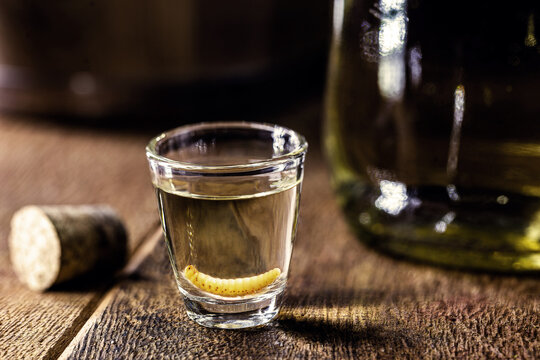 Mezcal (or mescal) is commonly known as "Mexican tequila with larva", with larvae of the gusano insect at the bottom of the bottle. Drink with hallucinogenic and aphrodisiac properties.