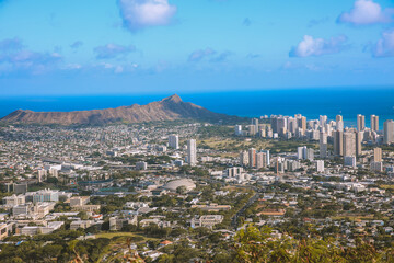 Fototapeta na wymiar Tantalus lookout, City view of Honolulu, Oahu, Hawaiii