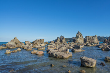橋杭岩