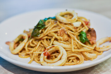 spaghetti with seafood
