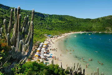 Fotobehang Forno Beach (Oven Beach), een paradijselijk strand in Arraial do Cabo City, Rio de Janeiro, Brazilië. januari, 2018. © Wagner