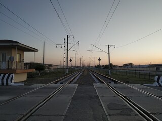 Fototapeta na wymiar railway in the evening