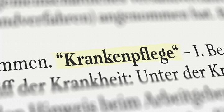 Krankenpflege im Buch mit Textmarker markiert