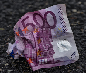 Zerknitterter Fünfhundert Euroschein