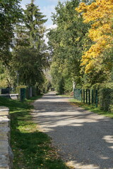 Mein - Mainwanderweg in  Mainstockheim - Weg entlang des Maines im Oktober