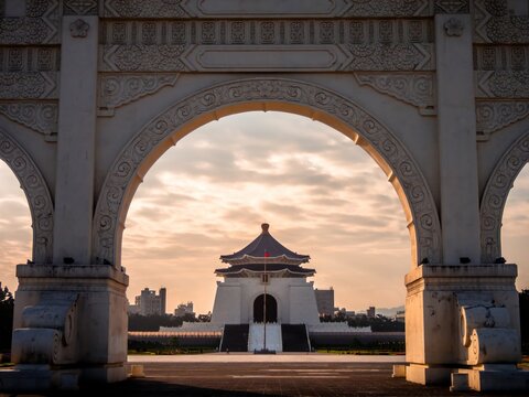 Front gate of Chiang Kai-shek Memorial Hall, Archway , CKS (Chia