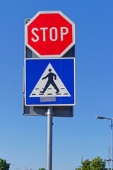 Street crossing sign