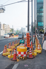 工事中を示す標識類