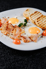 food, salmon, fish, meal, plate, dinner, fried, salad, fresh, dish, vegetable, appetizer, cuisine, seafood, healthy, lunch, lemon, breaded, snack, red, fillet, sauce, delicious, gourmet, bread