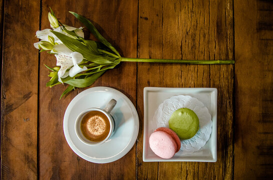 Caf&eacute; com macarron
