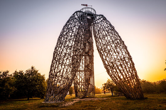 Doubravka XIV is a lookout tower in the forest park on the Horka hill in Cerny Most, 23.5 meters, 98 steps can be reached up to a height of 20 m. The construction took place from 2017 to 2018 - Powered by Adobe
