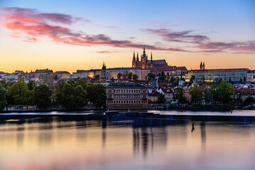 Fototapeta premium A beautiful summer dawn full of colors in the historic center of Prague.
