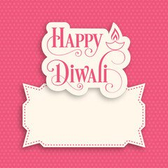 Fototapeta na wymiar Happy Diwali greeting card with intricate calligraphy and illuminated Diwali lamp.