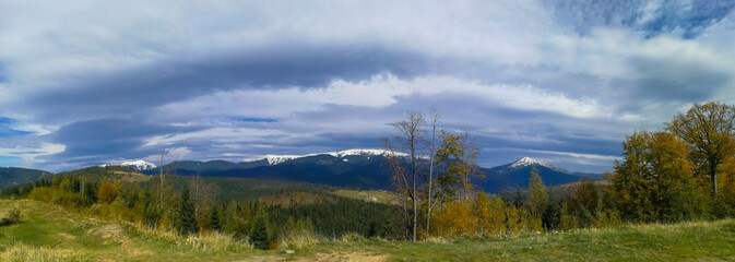 Fototapeta premium mountain landscape with sky