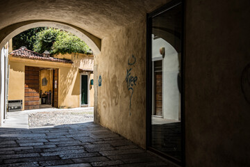 particolari di Novara