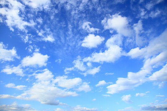 あおぞら」の写真素材 | 3,040件の無料イラスト画像 | Adobe Stock